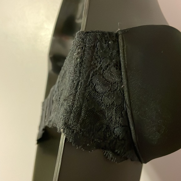 Victoria’s Secret Angels Black Strapless Side Lace Detail Bra size 34D - Picture 14 of 15